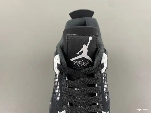 4 THUNDER